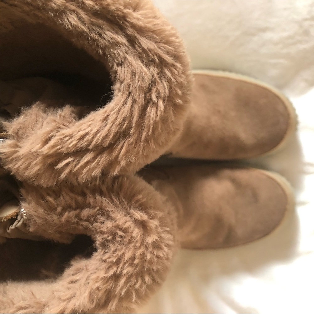 Pajar Tan Suede Fur-Lined Ankle Boots